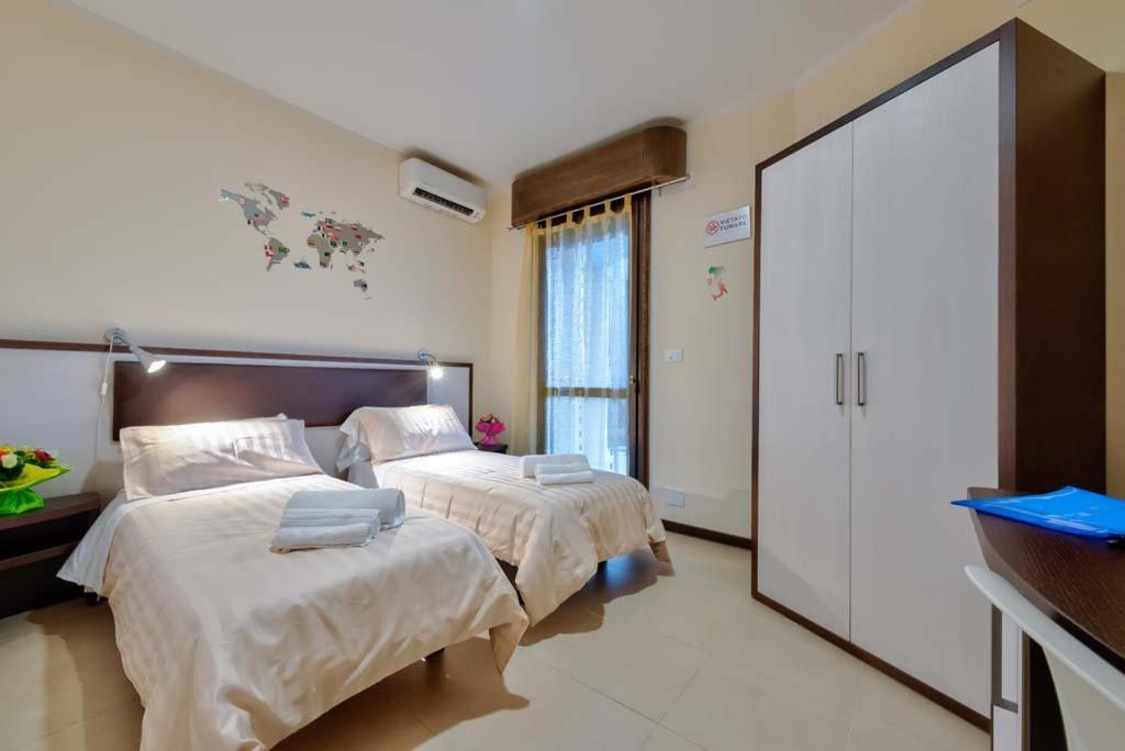 Appartahotel Beinasco Bagian luar foto