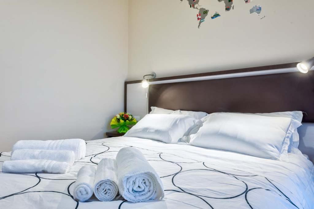 Appartahotel Beinasco Bagian luar foto