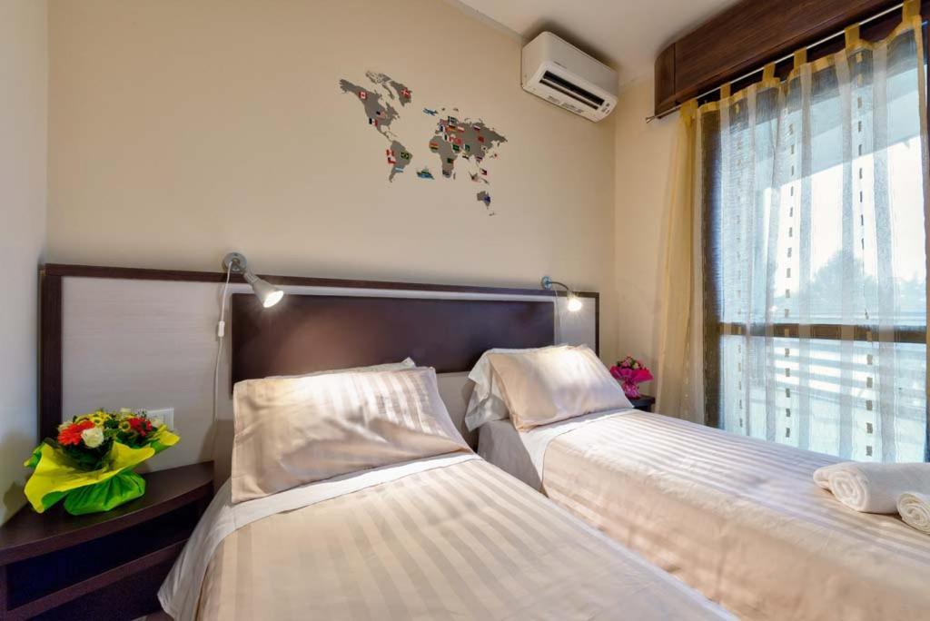 Appartahotel Beinasco Bagian luar foto