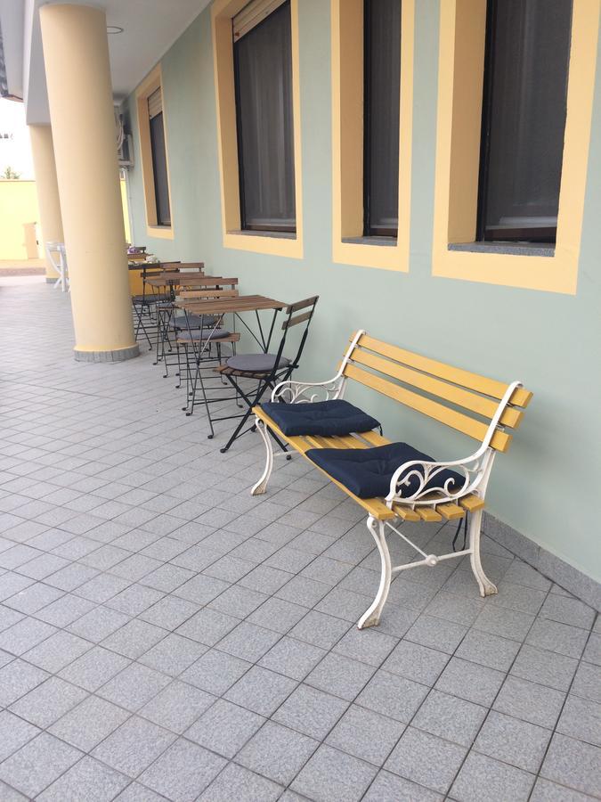 Appartahotel Beinasco Bagian luar foto