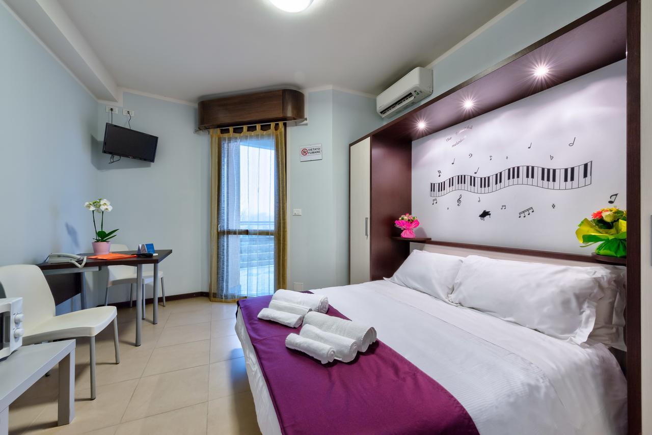 Appartahotel Beinasco Bagian luar foto